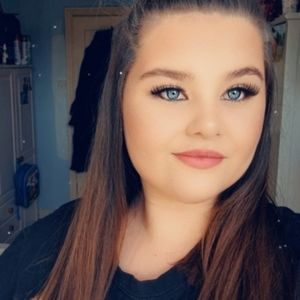 Meet your Posher, Annalise